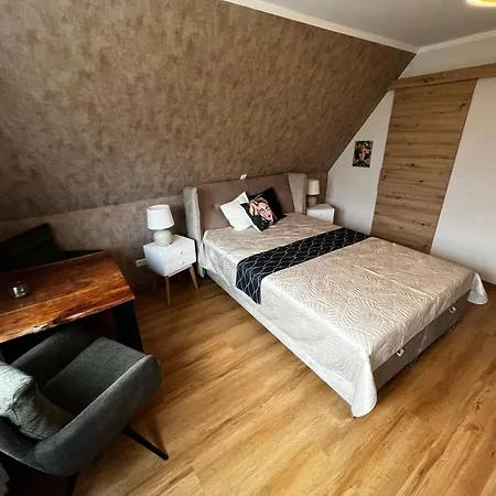 Haus-albertsdorf-am-dorfteich-|-wohnung-3-nord Apartment